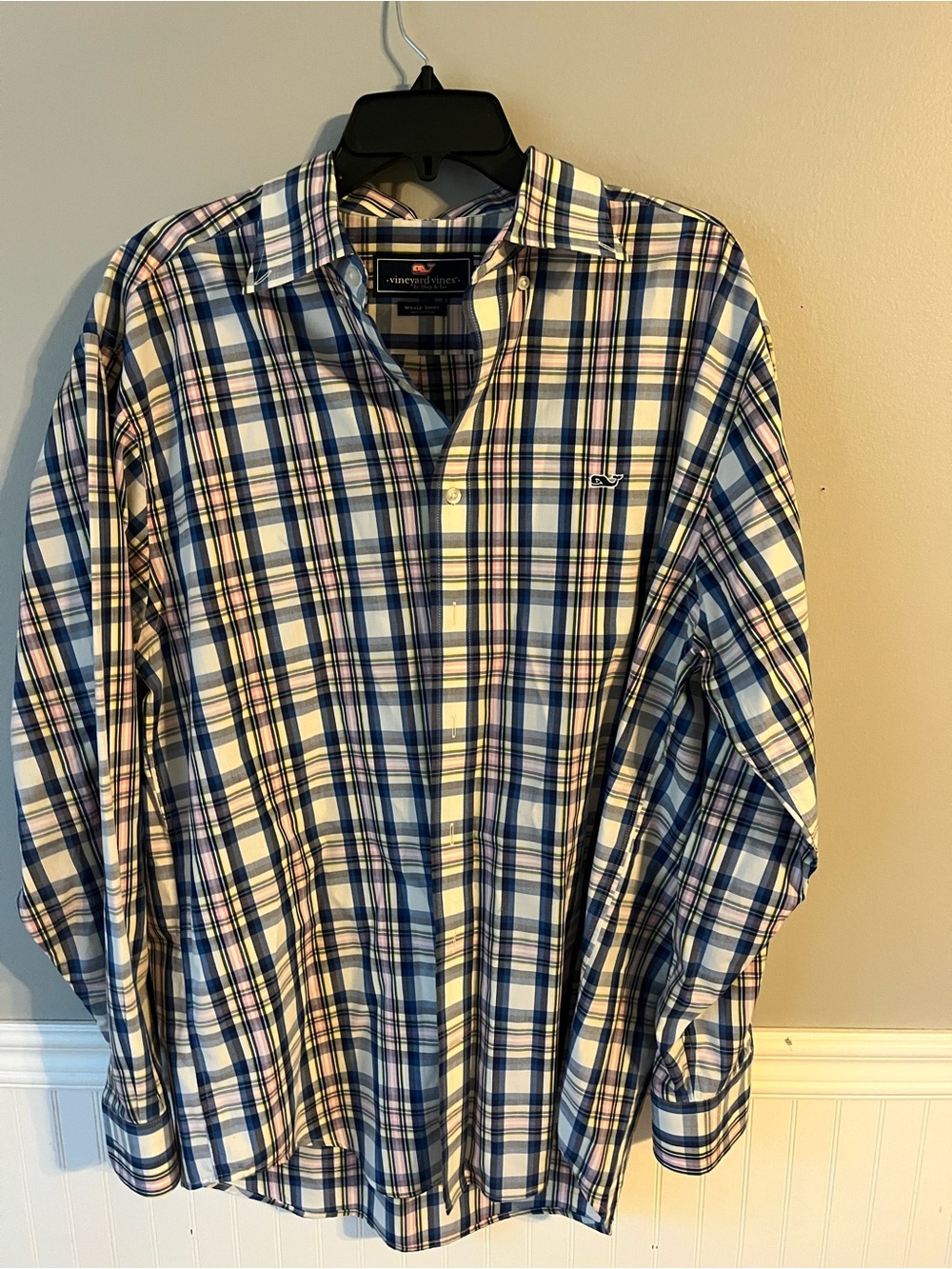 Vineyard Vines Men’s Navy and White Plaid Button-Down Shirt